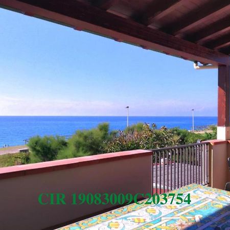 Capo D'Orlando Apartments - Sabbia Экстерьер фото